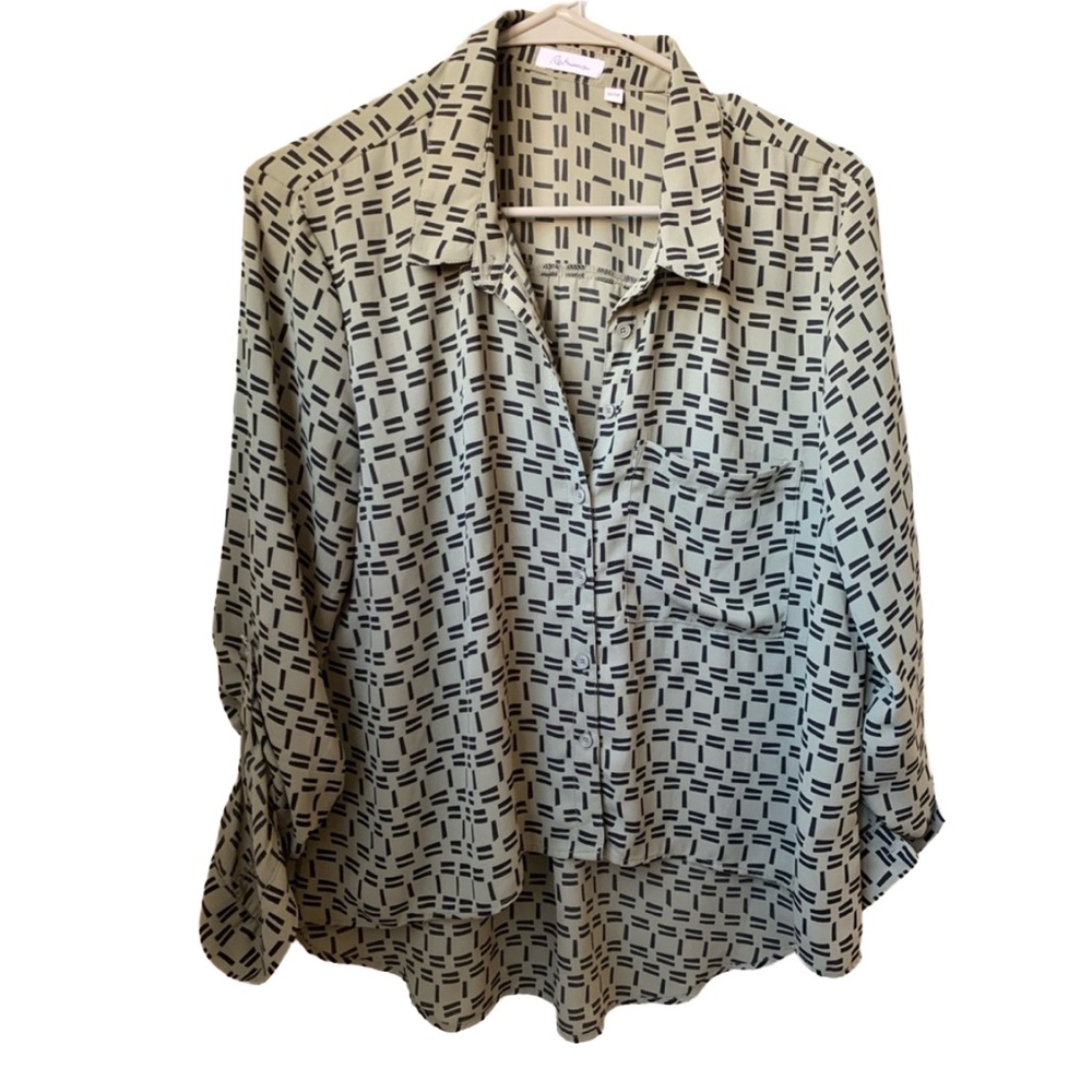 REITMAN’S Women’s Army Green w/ Black Print Button-down Blouse